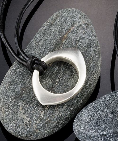 7205-a-big Pendant 7205 - Image 1